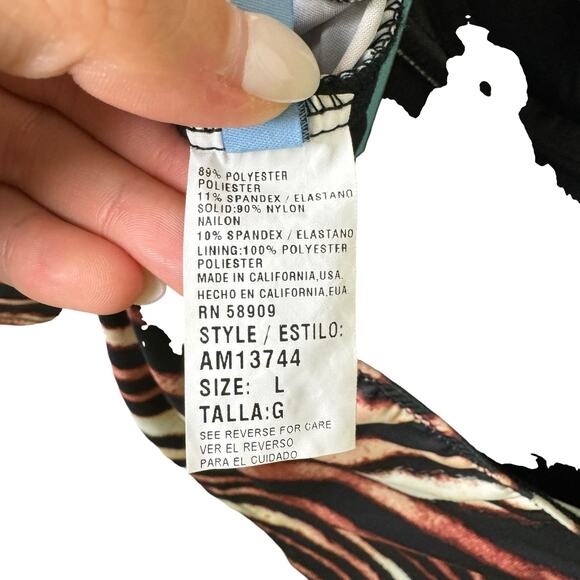 Antonio Melani NWT Tiger Animal Print Underwire Cut Out Tankini Swimsuit Top - Picture 12 of 13